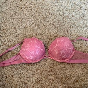 Victoria's Secret bombshell push up bra